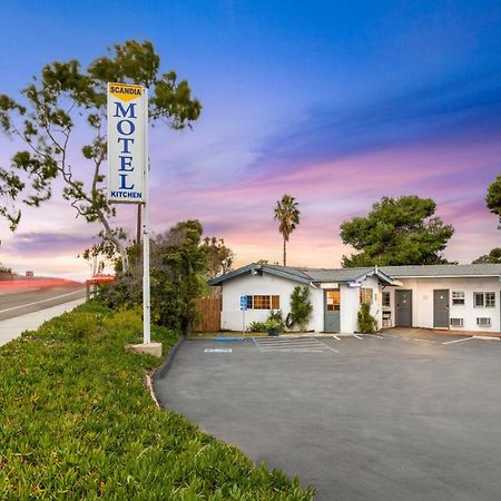 Scandia Motel Carlsbad Bagian luar foto