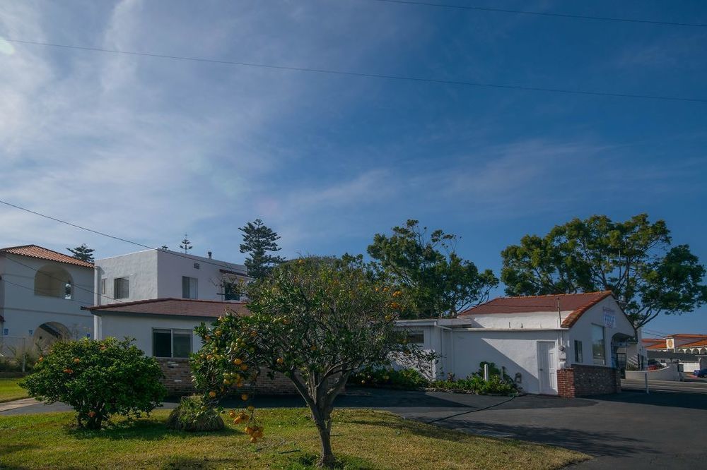 Scandia Motel Carlsbad Bagian luar foto